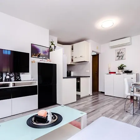 Apartment Mare *